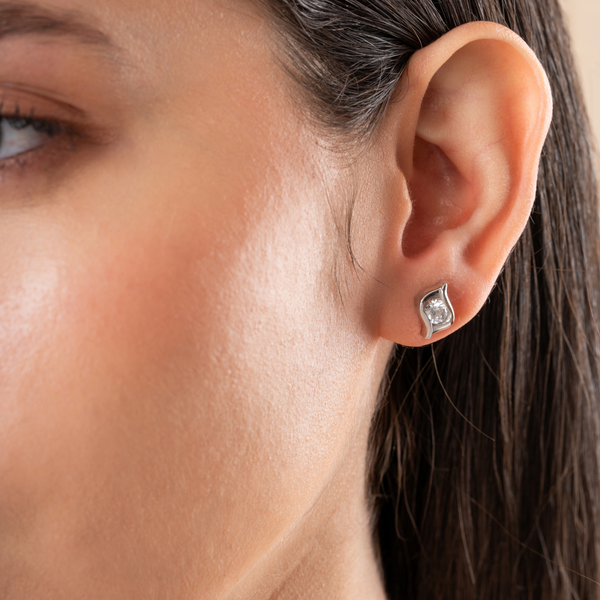 Eternal Glow Solitaire Studs