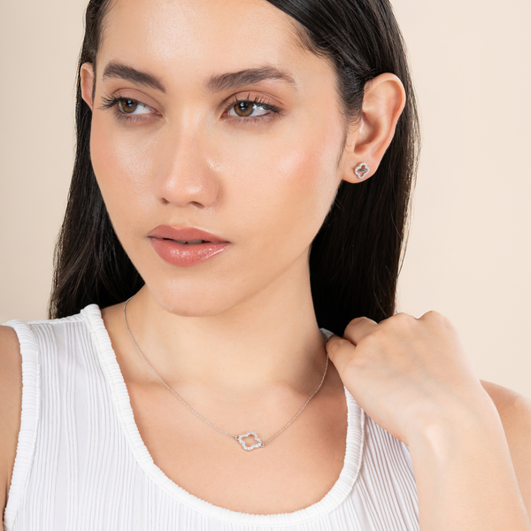Radiant Clover Lumina Necklace