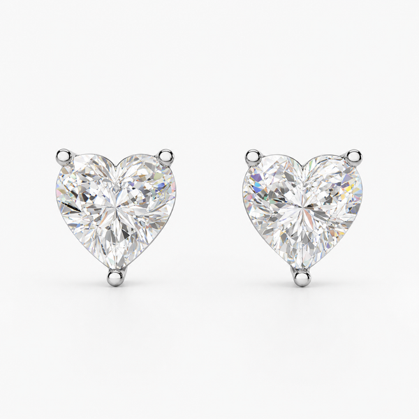 Heartlit Diamond-Glow Studs